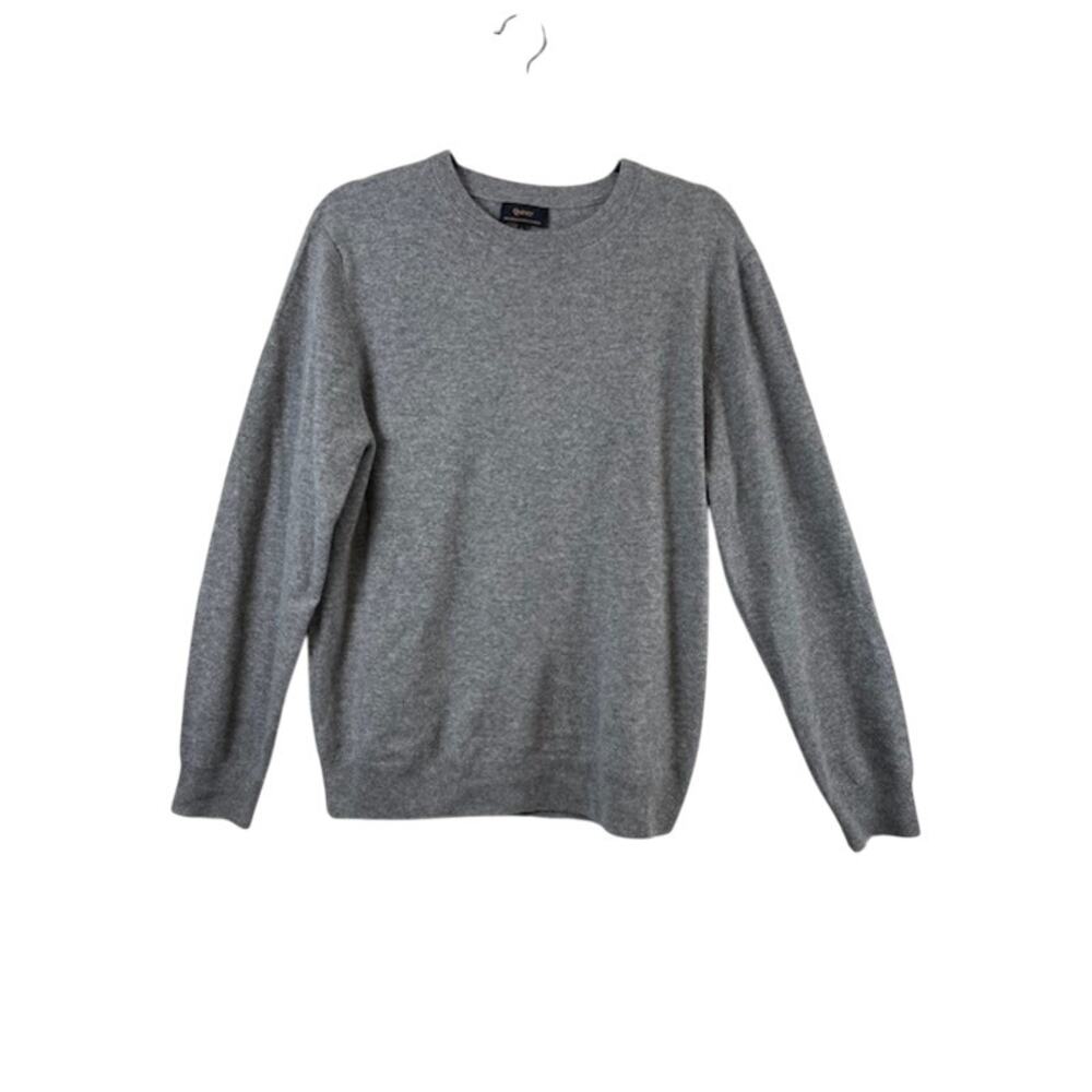 Quince-Men's V-Neck Mongolian Cashmere Sweater in Heather Gray